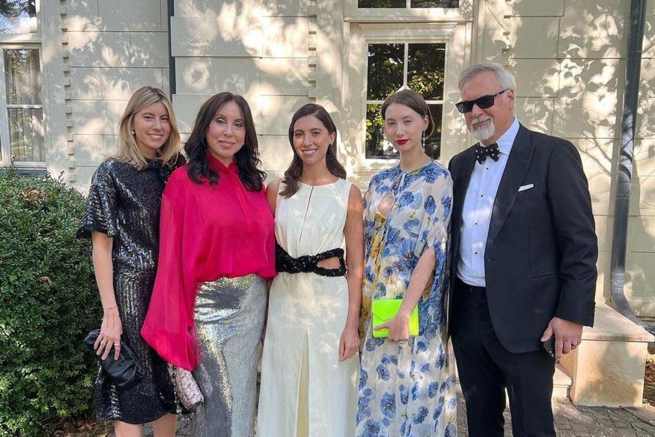 Валерий Меладзе с бывшей женой и дочерьми