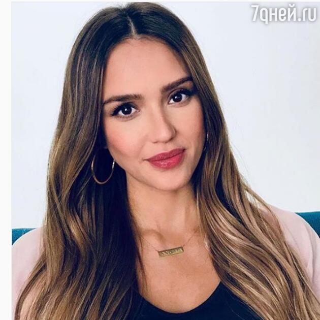 Джессика Альба