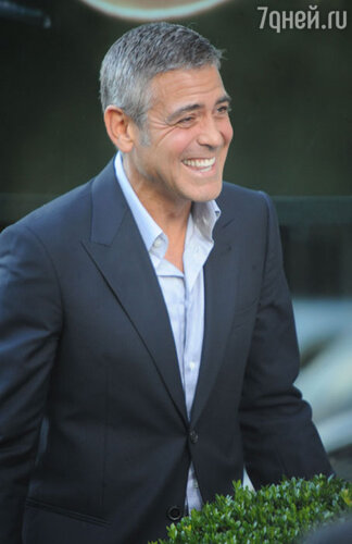 33-е — 51-летний актер Джордж Клуни