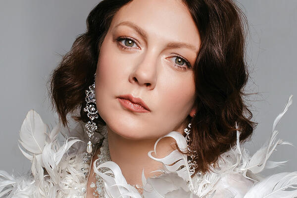 Елена Плаксина: «Я отличаюсь от того, что обычно понимают под словом «актриса»