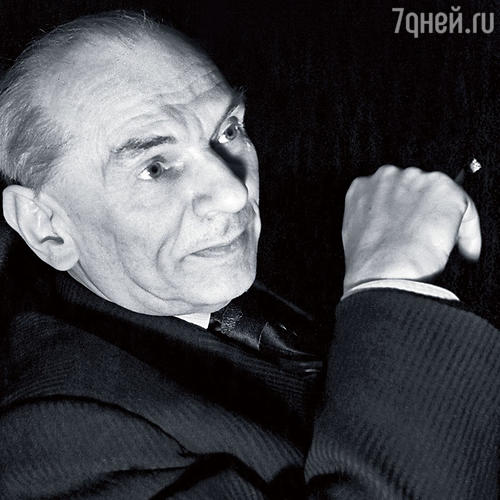 Но после одного случая ангельское терпение режиссера Николая Акимова лопнуло