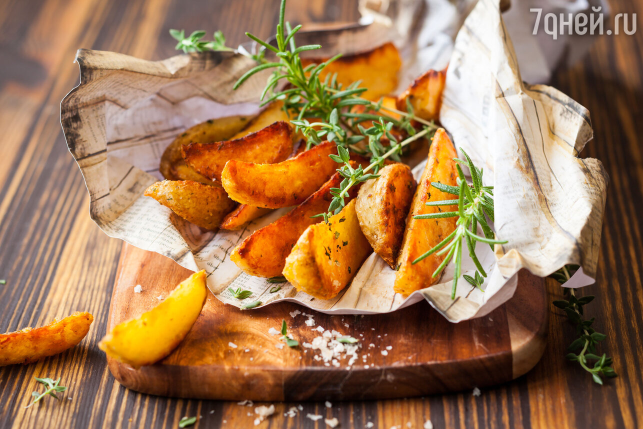 Жареная картошка с тушенкой на сковороде – рецепт с фото