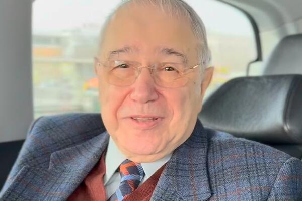 Евгений Петросян раскрыл тайну своего имени — был назван еще до рождения