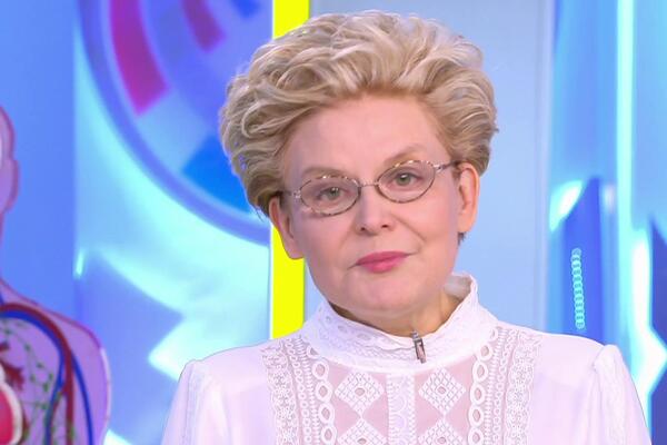 Малышева — про прозднование юбилея и поздравление от мужа: «Глубоко закрытый человек» 