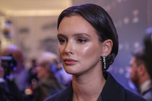 «Сами все скоро узнаете»: Паулина Андреева избежала встречи в суде с Бондарчуком