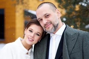 40-Р»РµС‚РЅСЏСЏ РљР°С‚РµСЂРёРЅР° РЁРїРёС†Р° РїРѕСЃР»Рµ СЂРѕРґРѕРІ РїРѕРєР°Р·Р°Р»Р° РєР°РґСЂС‹ СЃ СЃРµРјРµР№РЅРѕР№ РІРµС‡РµСЂРёРЅРєРё