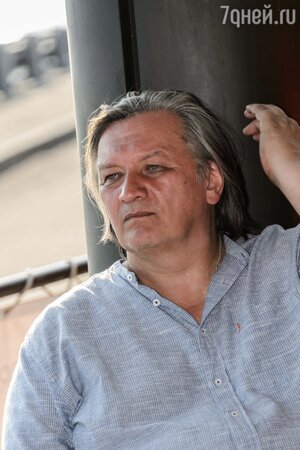 Александр Велединский