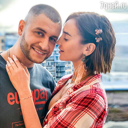А может, звездная пара решила расстаться по-настоящему?