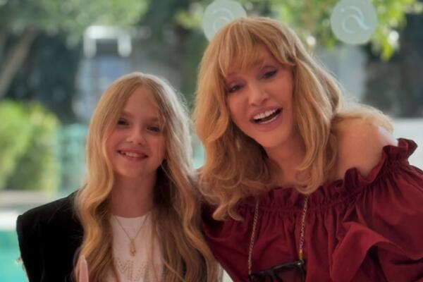 «Тяжелая судьба»: фото дочки Пугачевой из Нью-Йорка бурно обсуждают в Сети