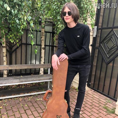 Майкл Стрюков (сын Анастасии Заворотнюк)