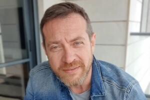 Изменившийся Сафонов забрал сына у Савельевой — переезд в Израиль состоялся