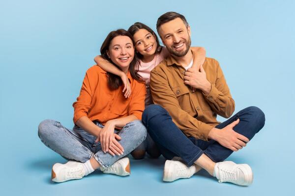 Карманные деньги: c какого возраста, сколько давать и как научить ими распоряжаться