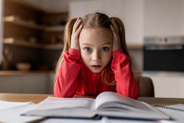 5 причин, по которым ребенок может не хотеть идти в школу