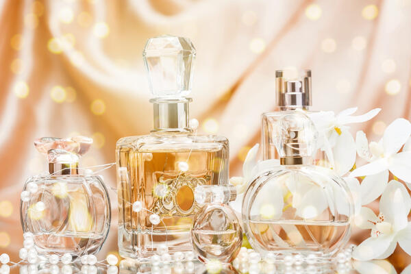 Не чтобы нравиться, а чтобы быть собой: почему парфюм — это новый инструмент уверенности