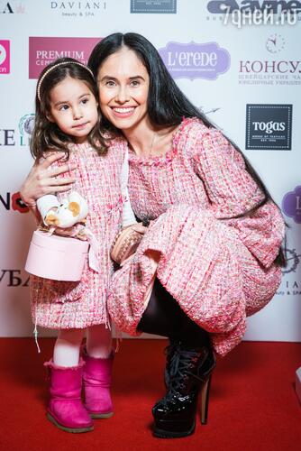 Илана Юрьева с дочкой Дианой
