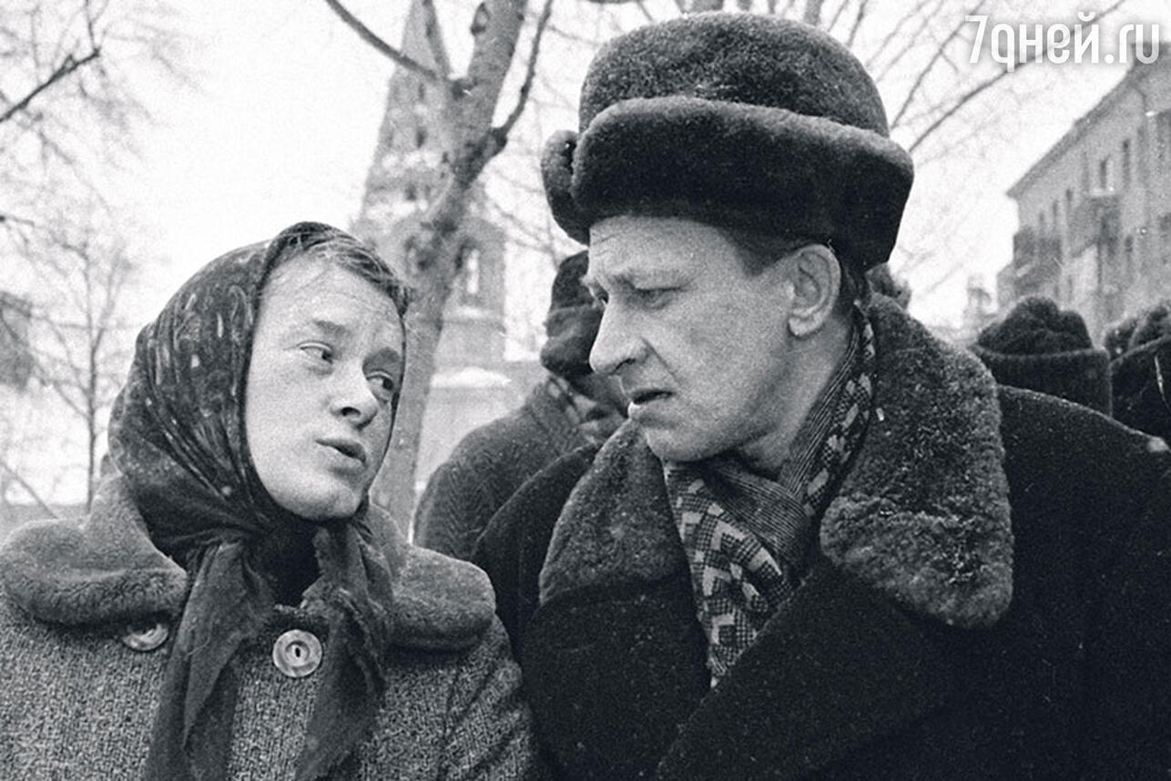 Валентина Талызина с Евгением Евстигнеевым в фильме «Зигзаг удачи». 1968 г.