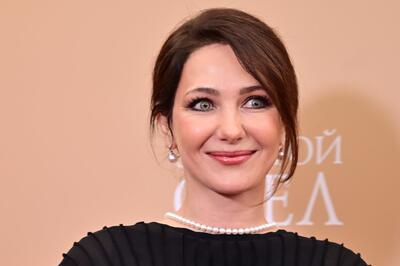 Настоящий джентльмен: 19-летний сын Екатерины Климовой произвел фурор на красной дорожке ММКФ