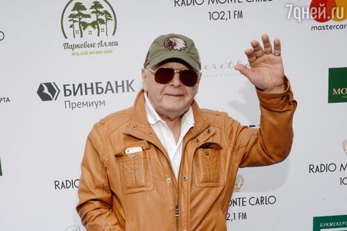Юрий Антонов