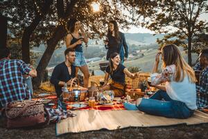 Как устроить летний пикник: топ-7 шагов для идеального уикенда
