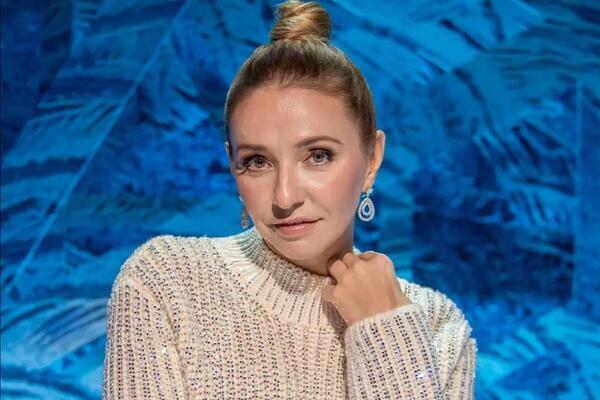 Забрала детей и уехала: реальные причины отъезда Навки из России