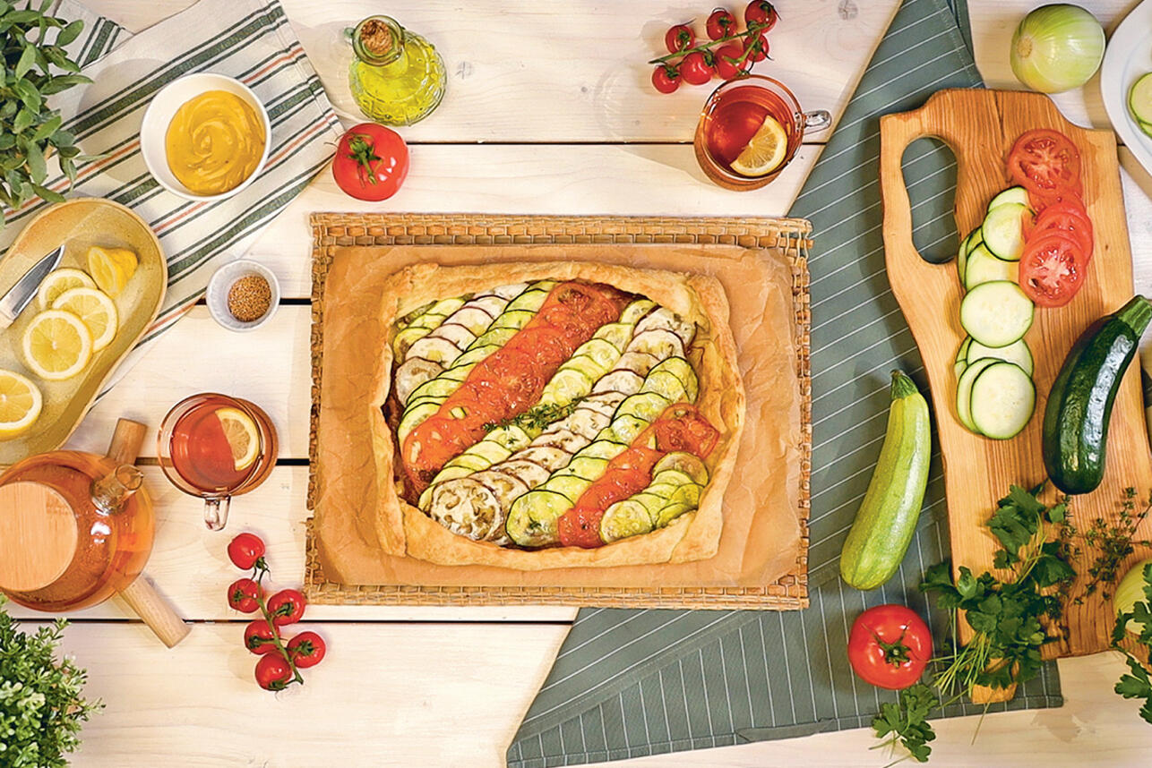 Пироги из слоеного теста с овощами — рецепты с пошаговыми фото и видео
