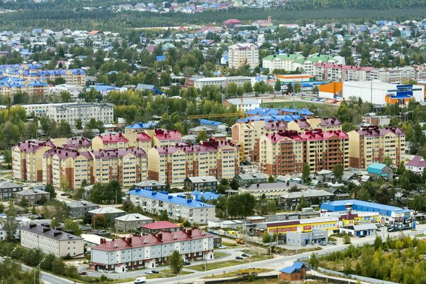 Не все поселки одинаковы: куда уехать в глубинку, чтобы зарабатывать больше 