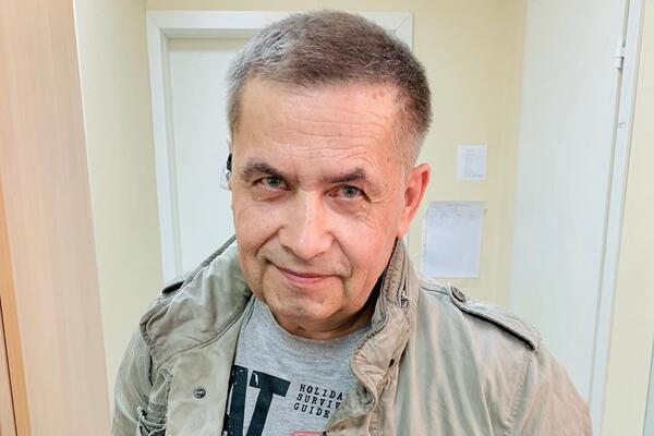 «Не ваше собачье дело» Расторгуев накинулся на журналиста после вопроса о деньгах