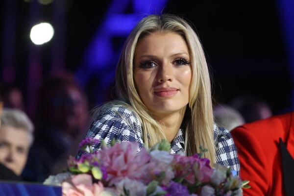 Люся Чеботина — о критике Резника из-за откровенного наряда: «Не хочу в это верить»