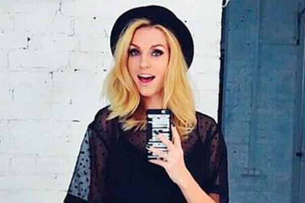 Образ дня: Саша Савельева в Olga Skazkina