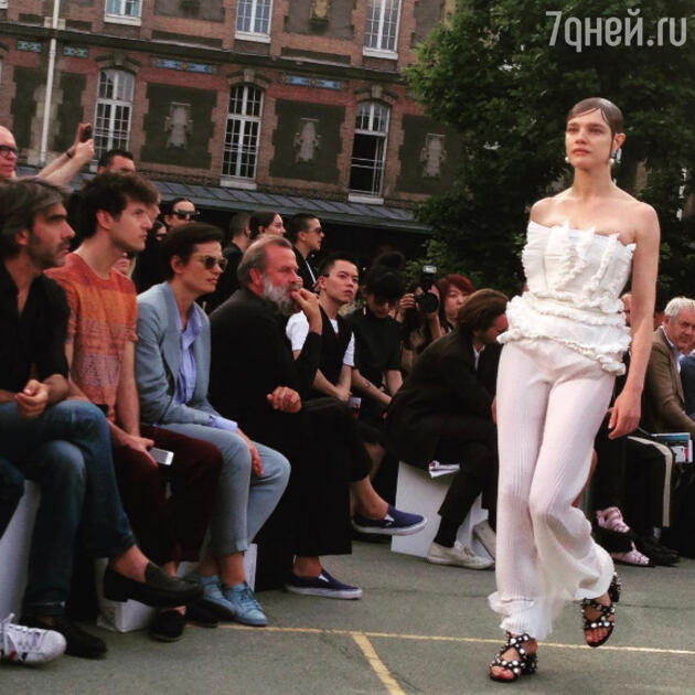 Наталья Водянова на показе Givenchy