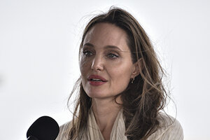 Два месяца в больнице и две операции: черная полоса в жизни семьи Анджелины Джоли 