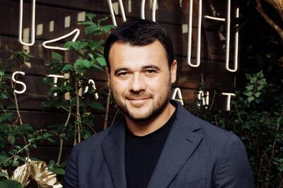 Как выглядит молодая мачеха Эмина Агаларова — всего 27 лет, а уже купается в роскоши