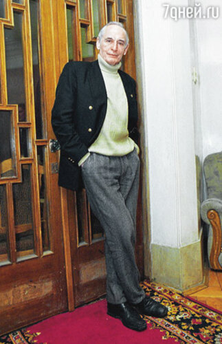 Василий Лановой