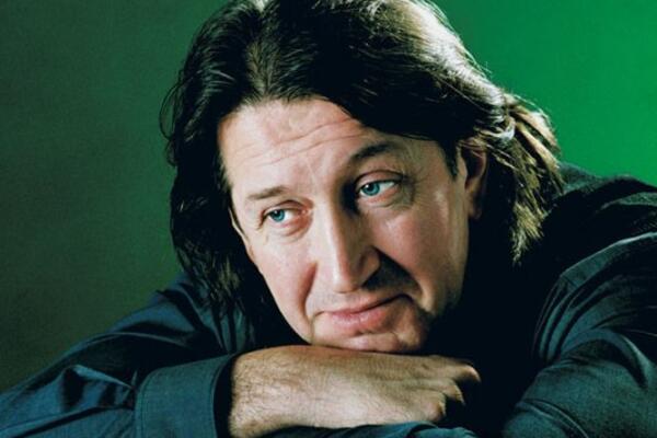 Разыгрываем билеты на творческий вечер Олега Митяева 