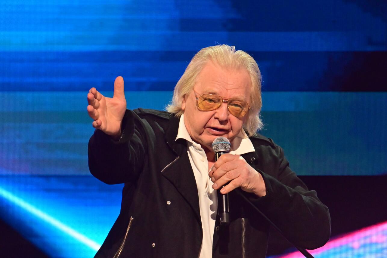 Юрий Антонов