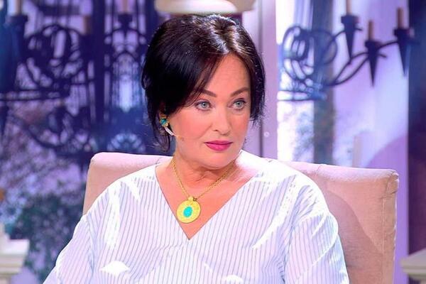 Лицо разгладилось: вернувшаяся Гузеева показала себя без макияжа