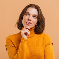 Какой колючий! Почему от шерстяного свитера чешется кожа 