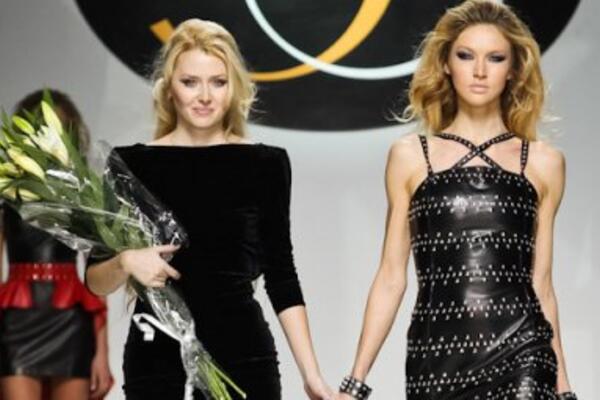 Разыгрываем билеты на показ ELEONORA AMOSOVA и стильные часы