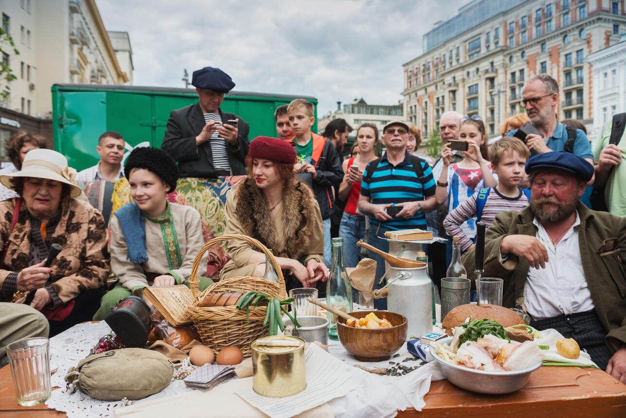 гастрономические фестивали Москва, Винзавод фестиваль еды, Флакон дегустация, локальные гастропроекты Москва, монастырская кухня Москва, коврижка Новодевичий монастырь, креативные кластеры Москвы, куда сходить в Москве летом, ремесленная еда Москва, локальные продукты Москва