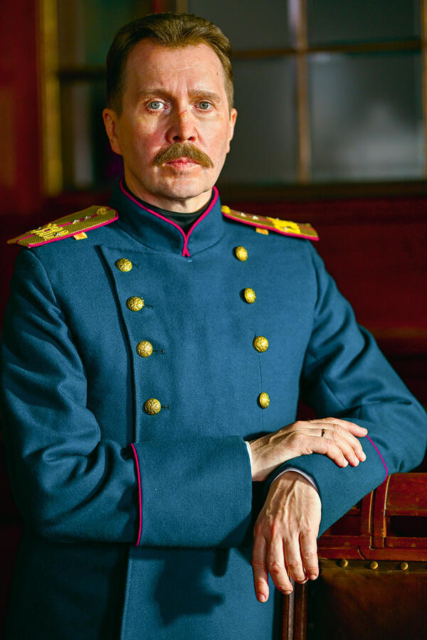 Евгений Миронов