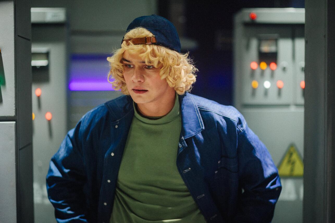 кадр из фильма «Невероятные приключения Шурика», 2025 фото