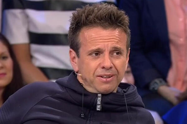 «Происходит какая-то мерзость»: кто выживает больного Губина из квартиры