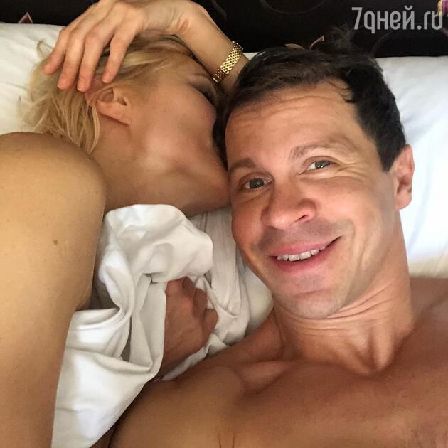 Павел Деревянко и Ингеборга Дапкунайте