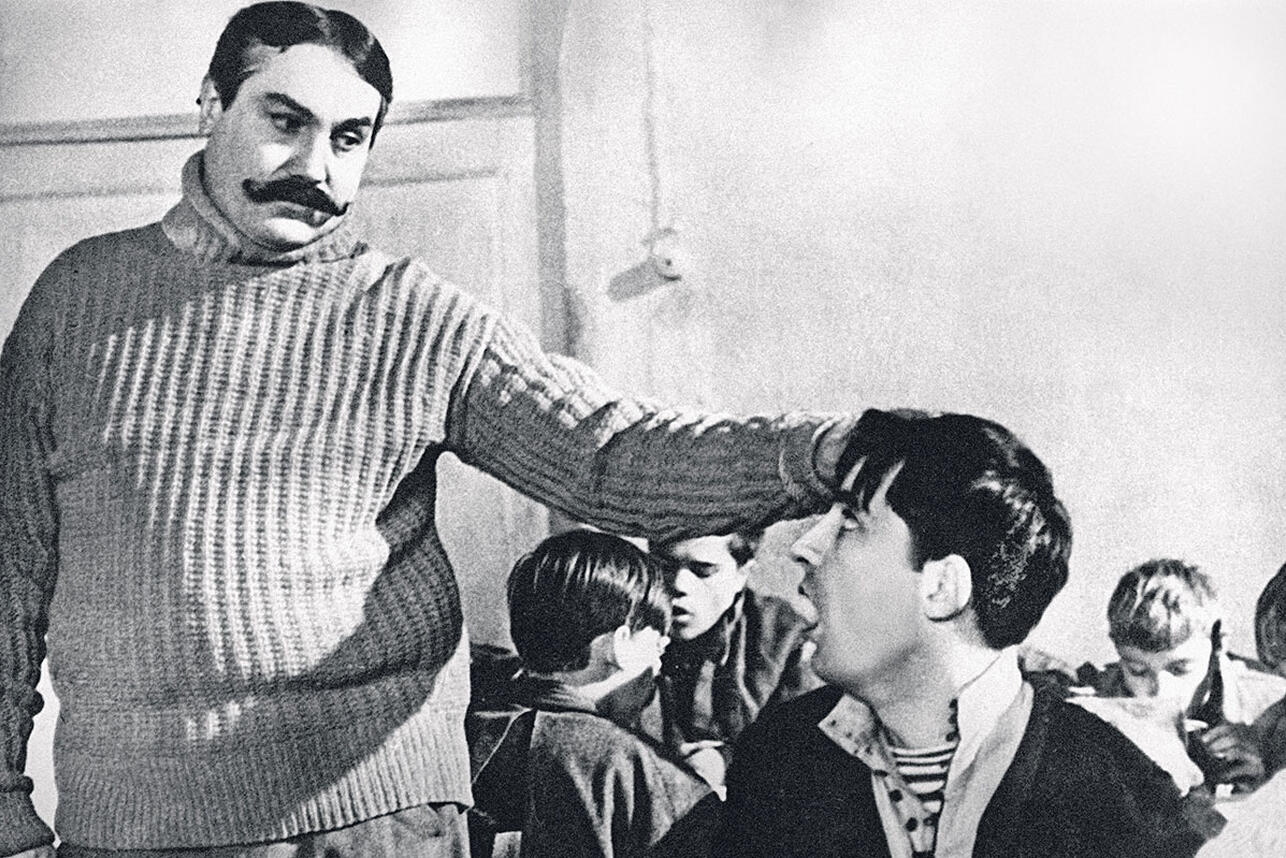 Павел Луспекаев с Александром Товстоноговым