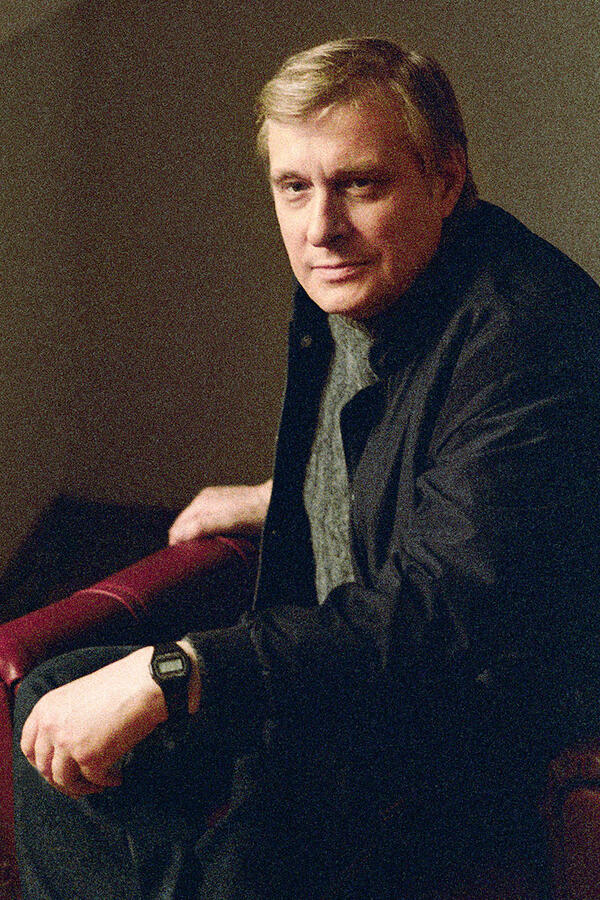 Олег Басилашвил