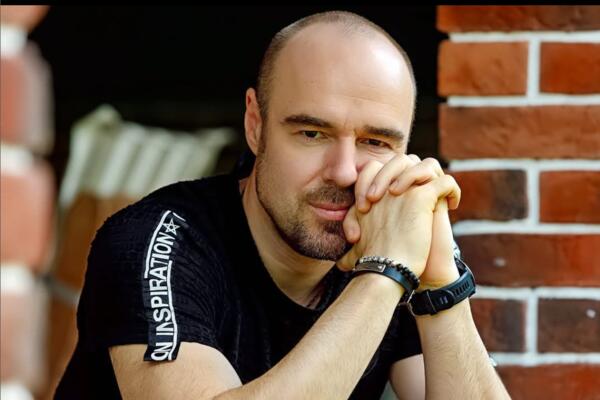 В семье любовника Дибровой новый скандал — драка закончилась переломом