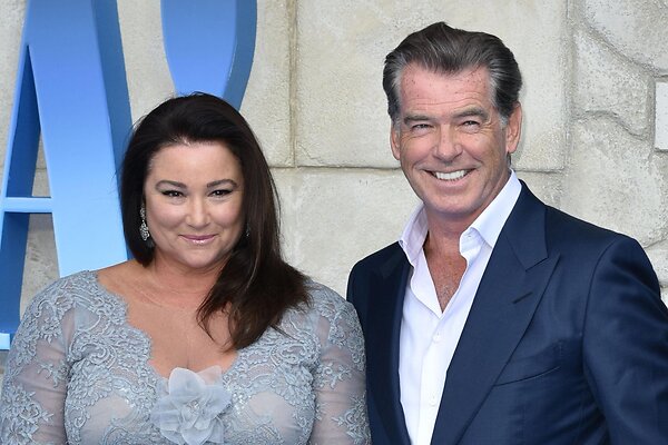 Пирс Броснан отпраздновал романтическую годовщину