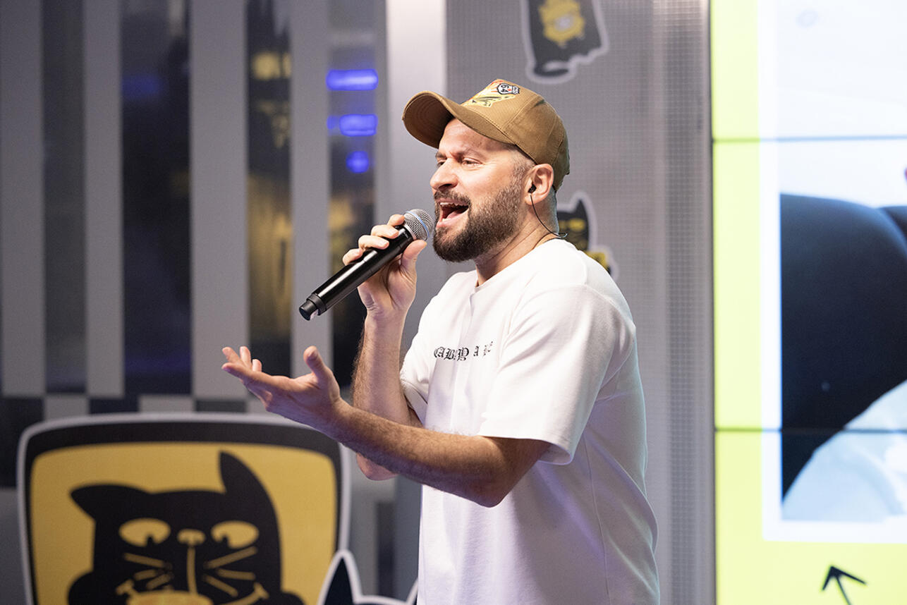 марафон шуток и песен на «Юмор FM»