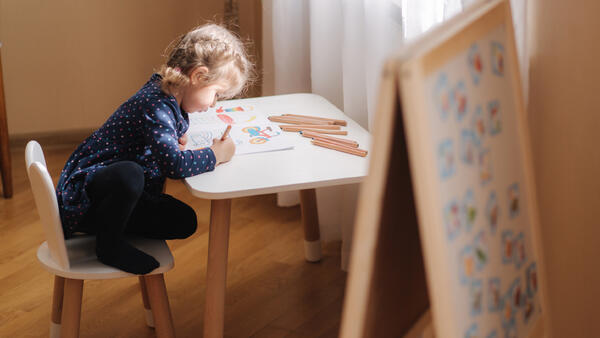 Игра «Где чья тень?»