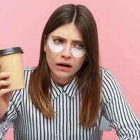 Секрет утренней чашки: помогает ли кофе от отеков